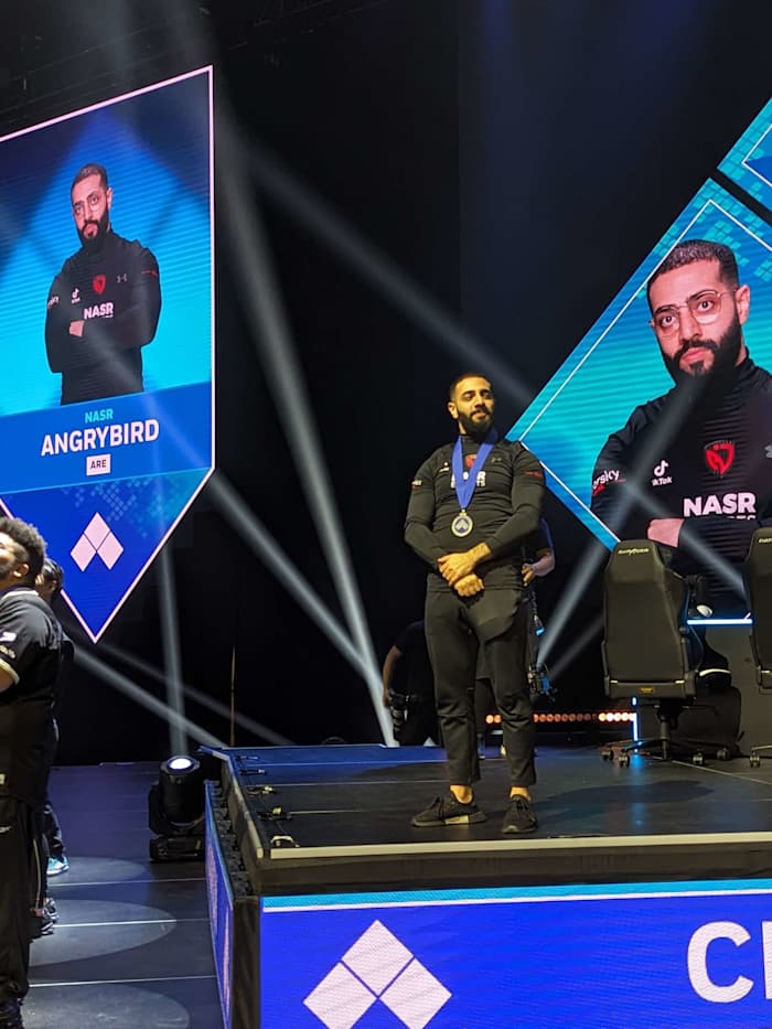 Angrybird poses with medal